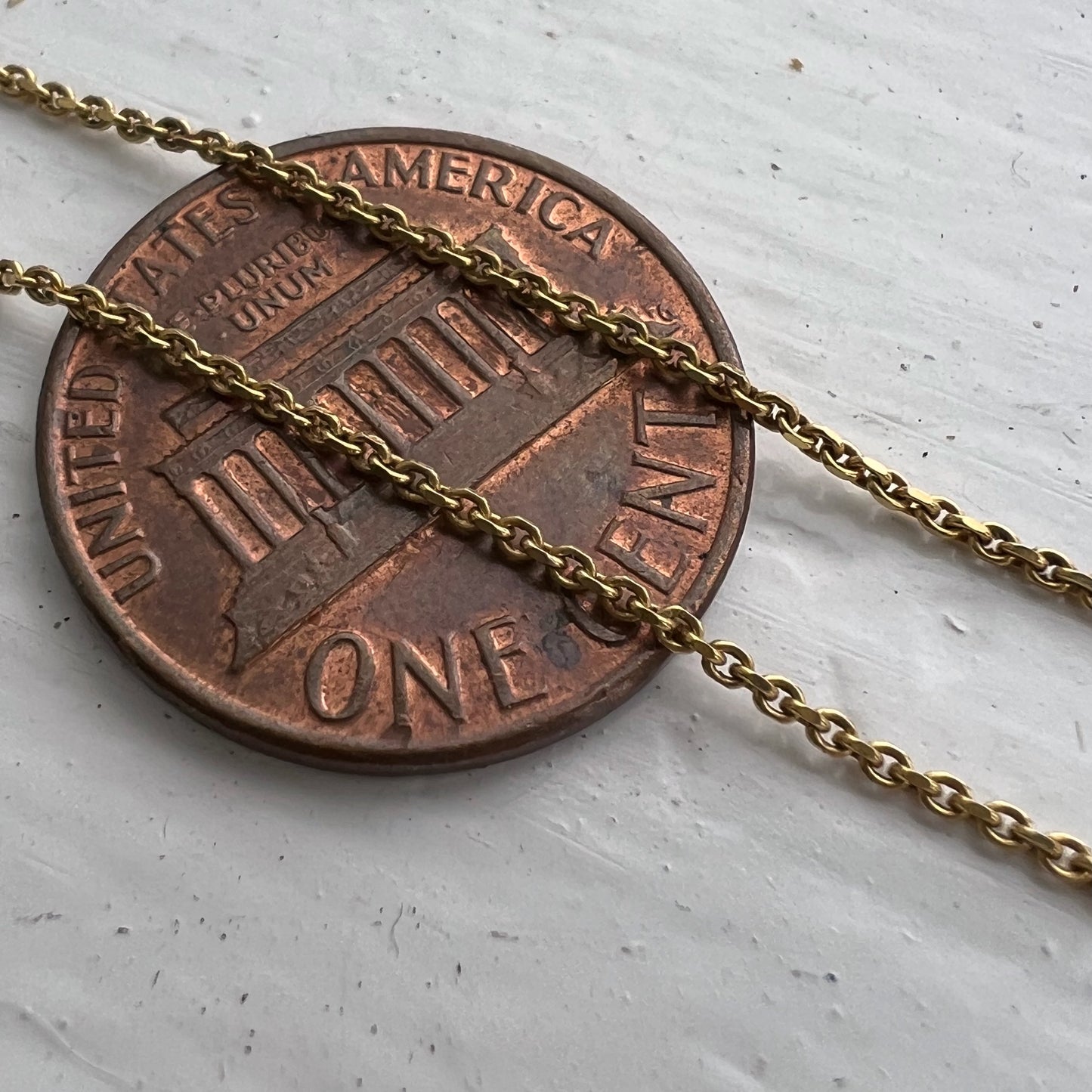 V I N T A G E // daintiest cable / 14k yellow gold chain / 20"