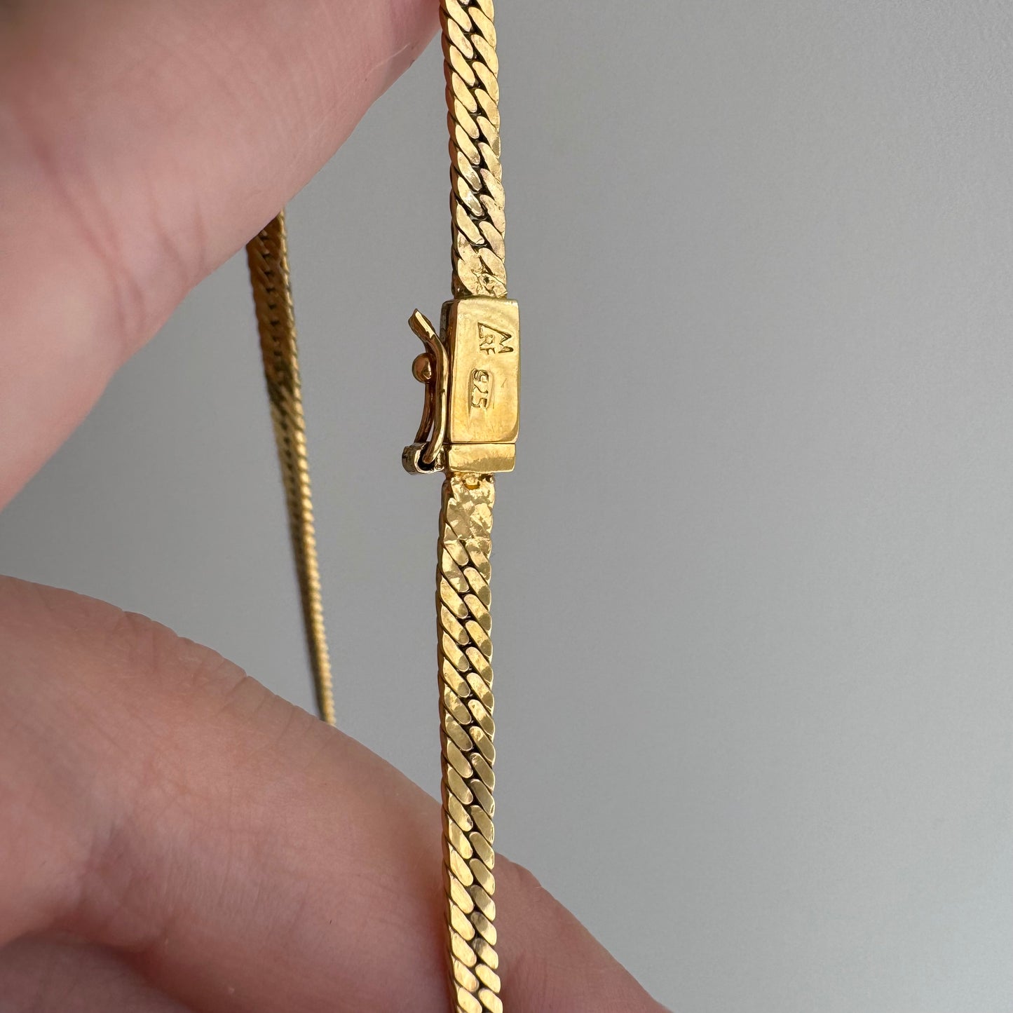 P R E - L O V E D // sparkle channels / gold over sterling silver and CZ herringbone necklace / 17.5", 16.1g