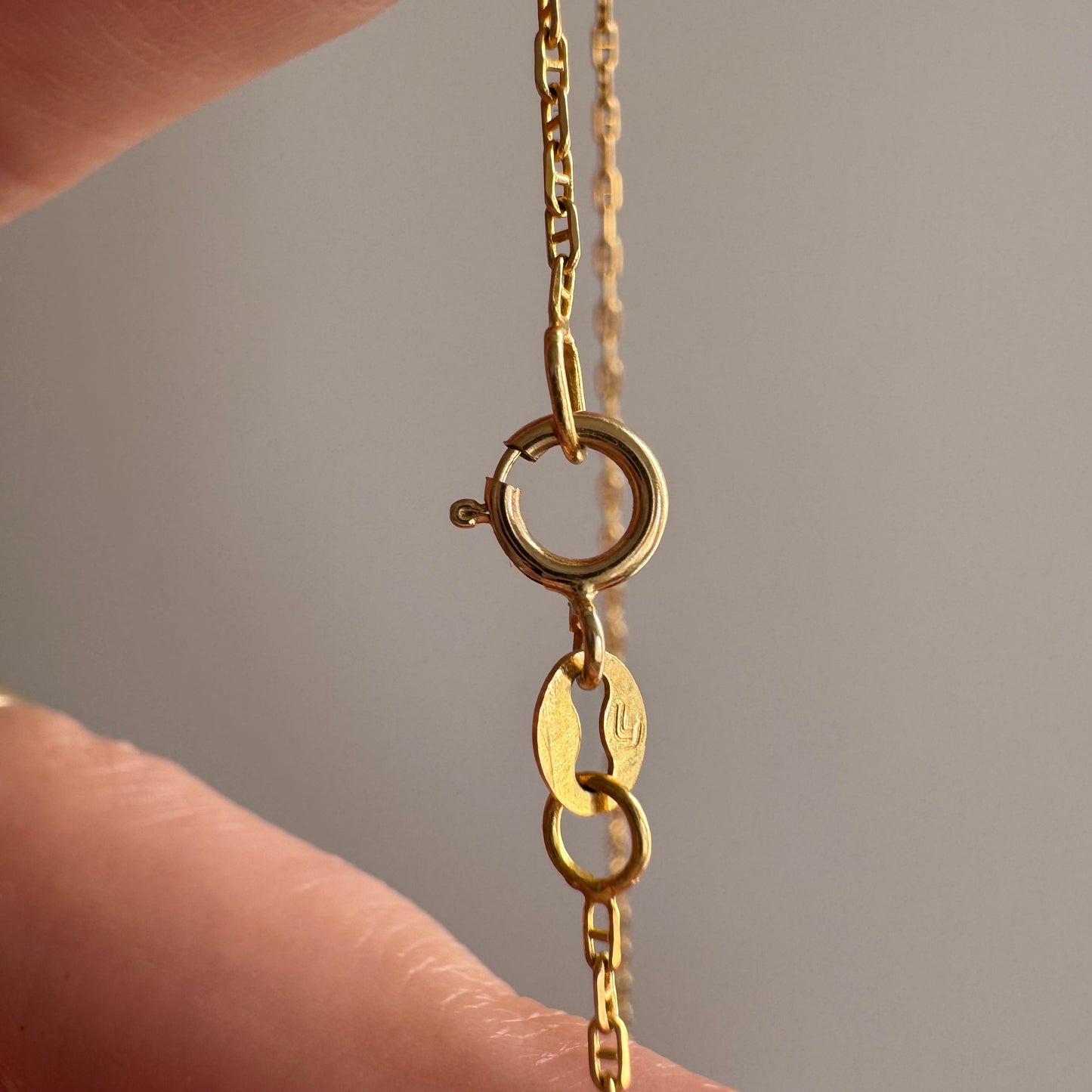 V I N T A G E // dainty anchor / 14k yellow gold dainty mariner anchor link chain / 16"