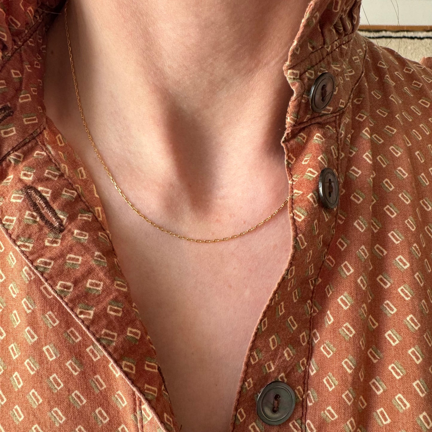 V I N T A G E // dainty anchor / 14k yellow gold dainty mariner anchor link chain / 16"