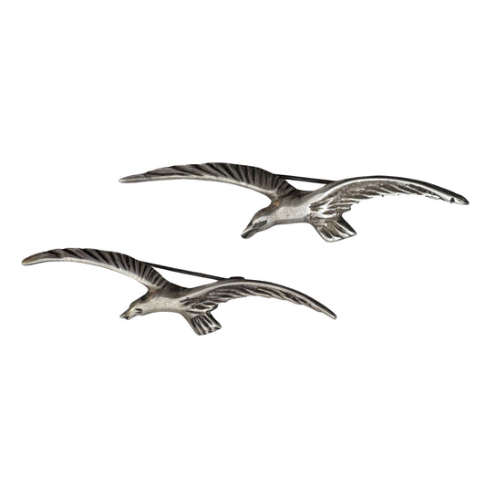 V I N T A G E // feathered friends / almost pair of birds in flight / brooches