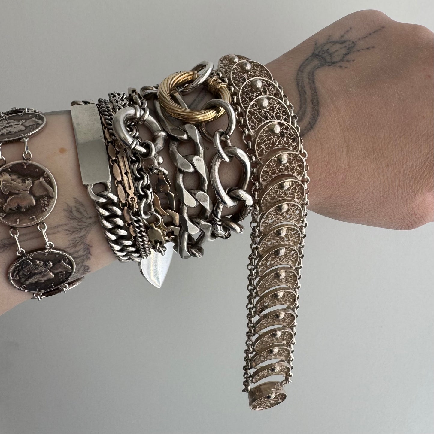 V I N T A G E // many many moons / eastern European 835 silver crescent moon filigree link flat chain bracelet / 7.75", 25g