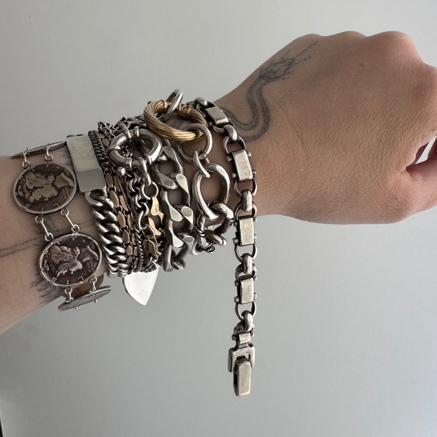 V I N T A G E // stirrup / 900 silver stirrup link geometric bracelet / 7.25", 27.2g