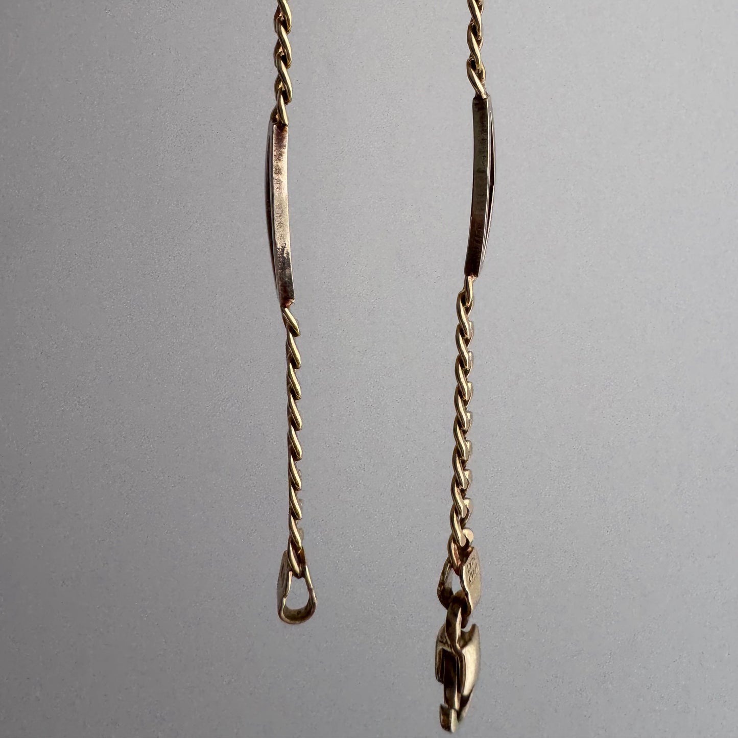 V I N T A G E // sassy curb / 14k yellow gold flat curb link with diamond shape stations / bracelet or anklet / just over 9.5", 6.6g