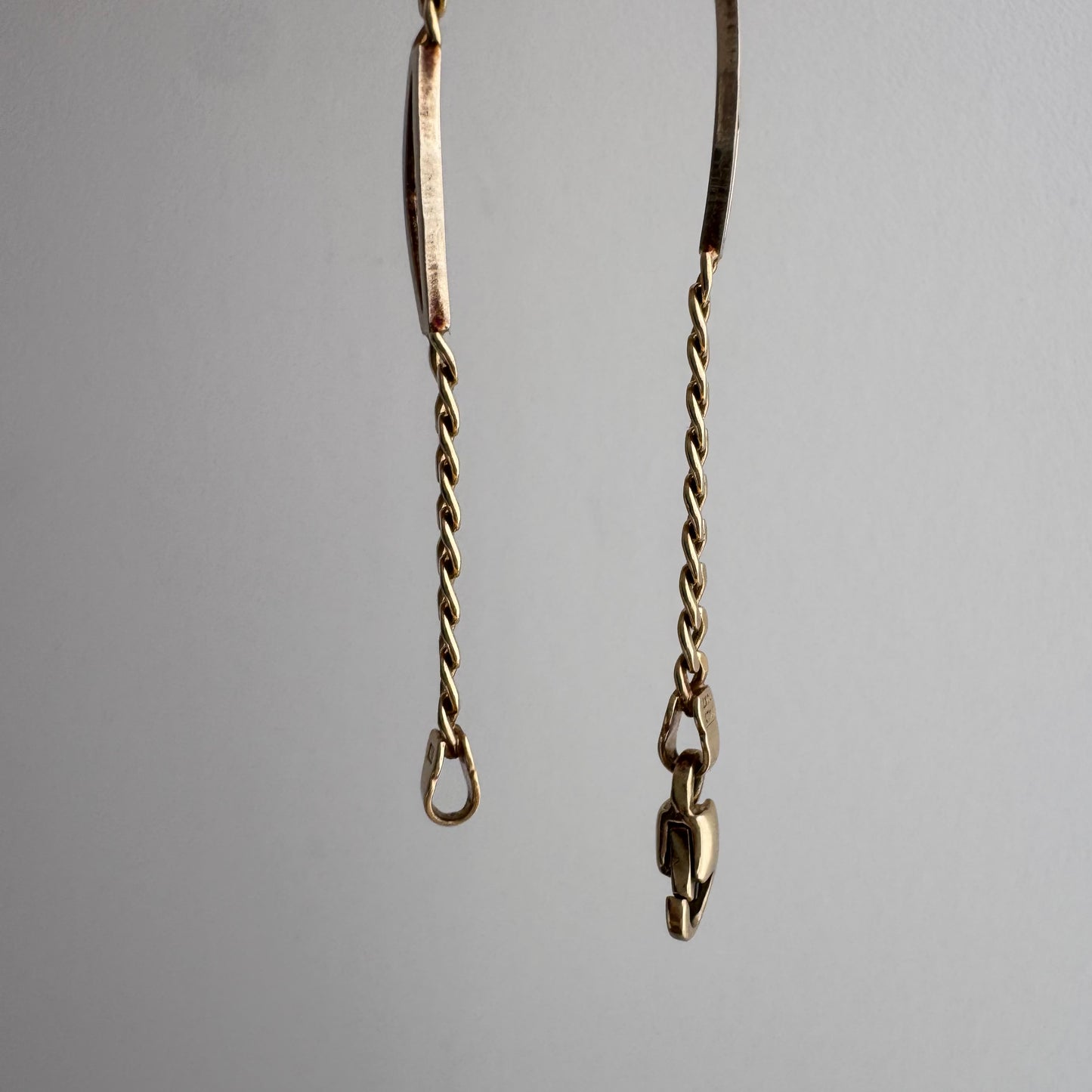 V I N T A G E // sassy curb / 14k yellow gold flat curb link with diamond shape stations / bracelet or anklet / just over 9.5", 6.6g