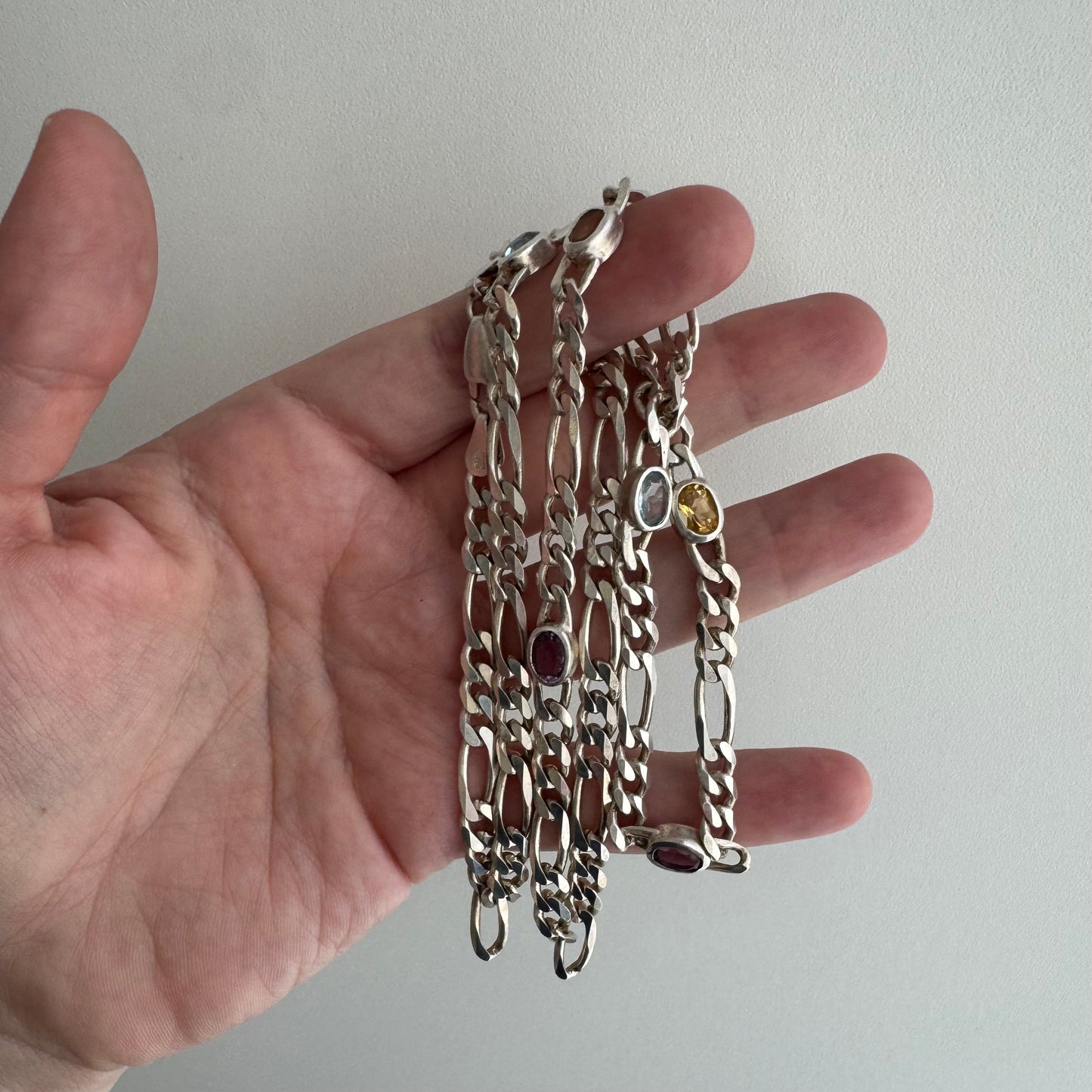 V I N T A G E // bezeled stations / Italy sterling silver figaro chain with topaz stations / 24", 31g