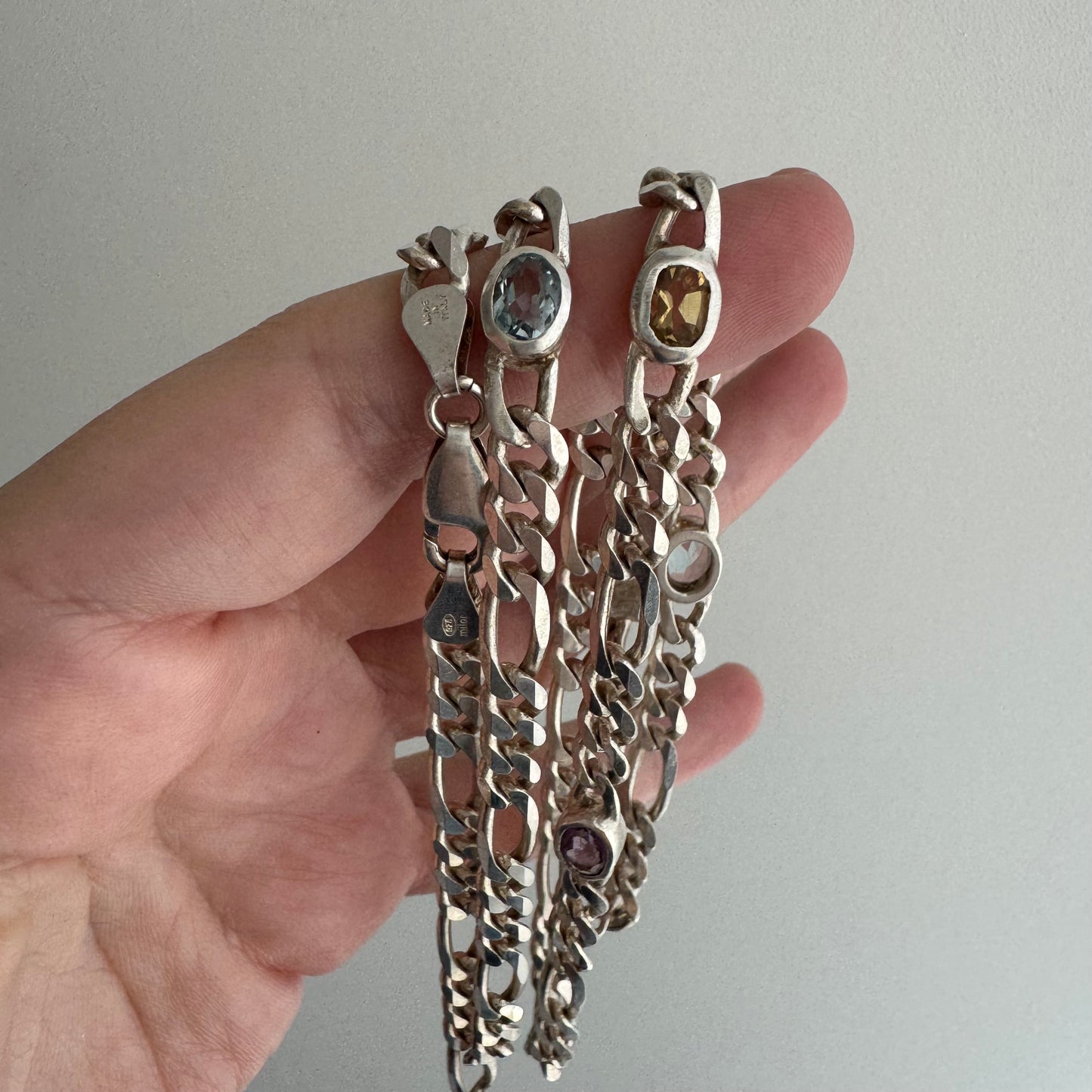 V I N T A G E // bezeled stations / Italy sterling silver figaro chain with topaz stations / 24", 31g