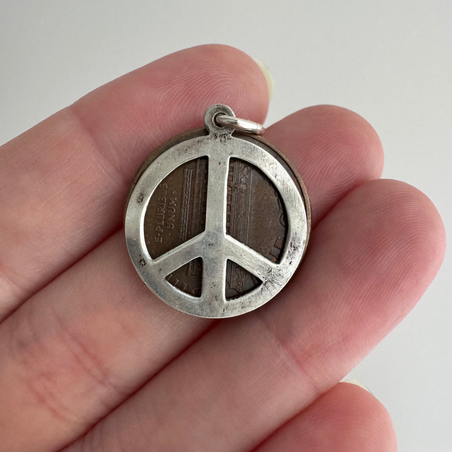 V I N T A G E // battered peace / sterling silver peace sign / a pendant