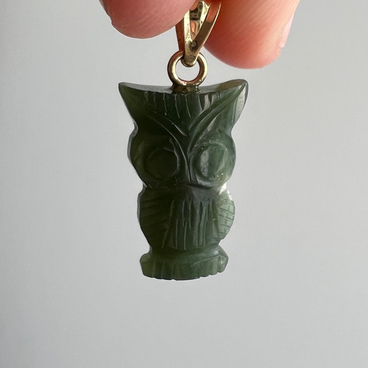 V I N T A G E // parliamentary youth / 14k and carved green stone owl / a pendant