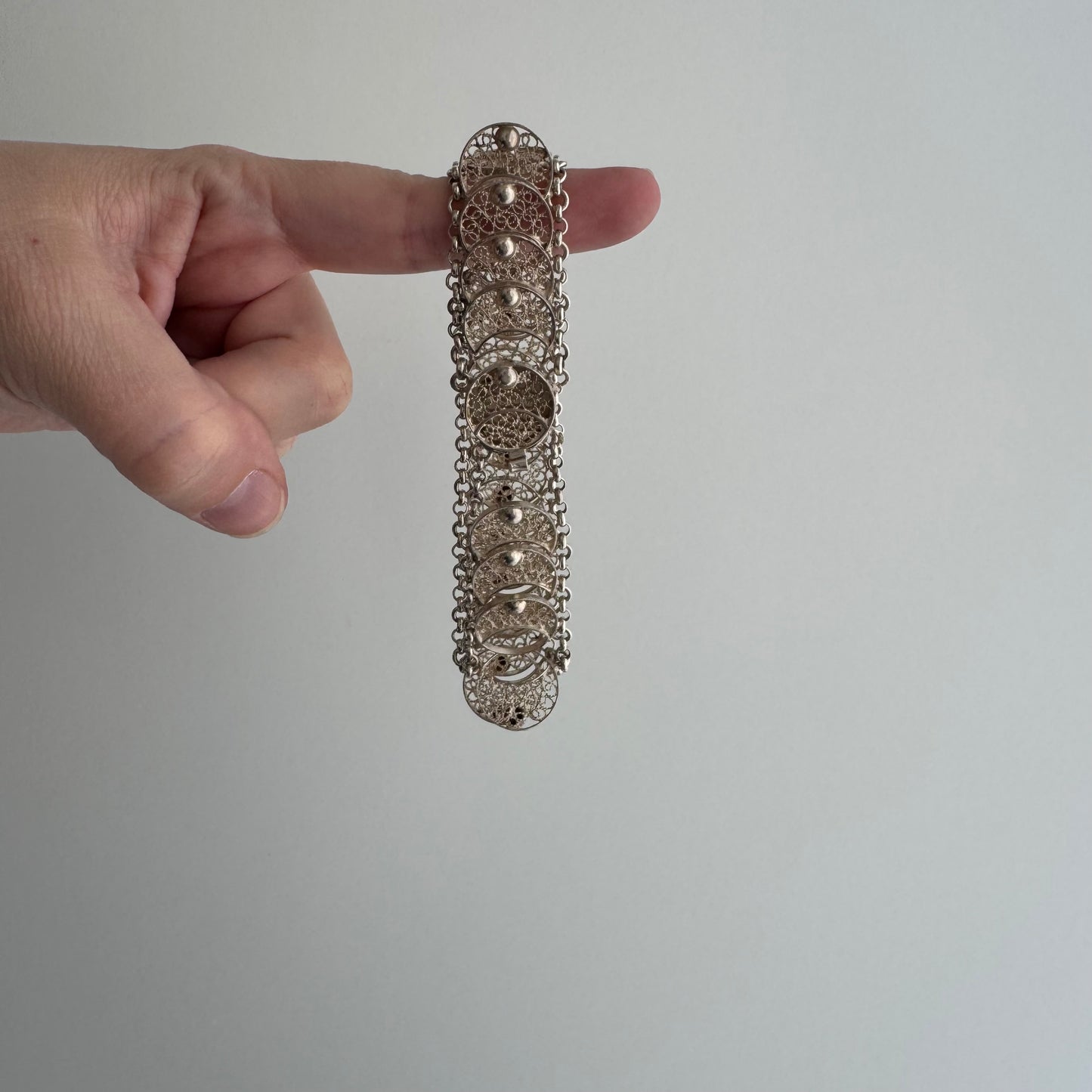 V I N T A G E // many many moons / eastern European 835 silver crescent moon filigree link flat chain bracelet / 7.75", 25g
