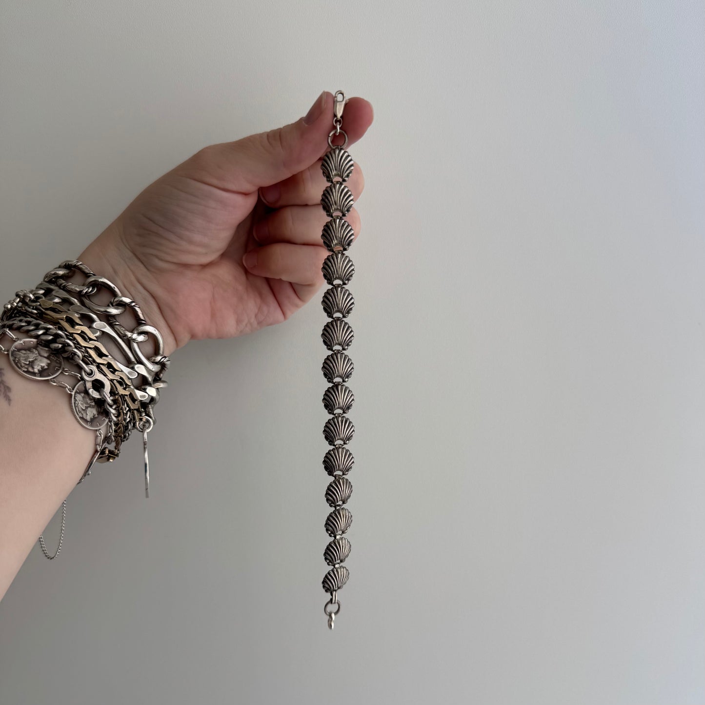 V I N T A G E // beach comber / sterling silver shell link bracelet by Beau / 7.5", 9.5g