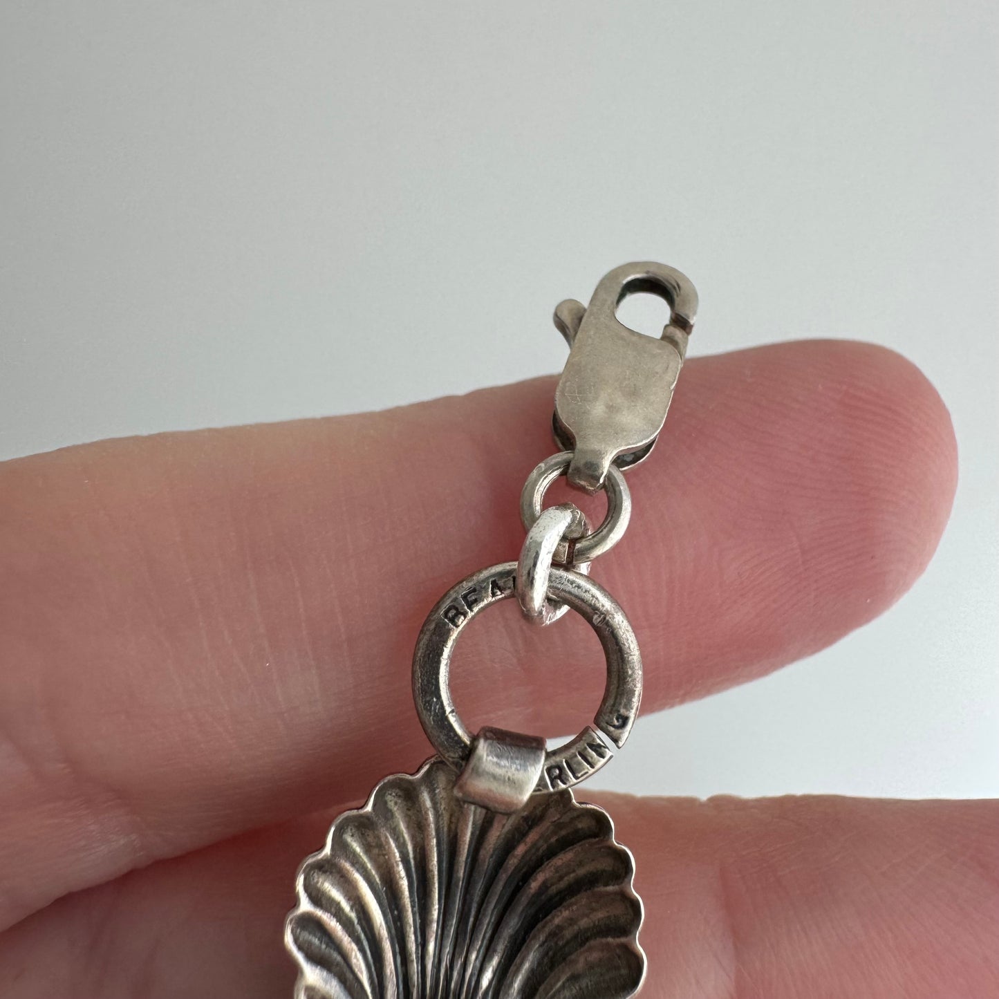 V I N T A G E // beach comber / sterling silver shell link bracelet by Beau / 7.5", 9.5g
