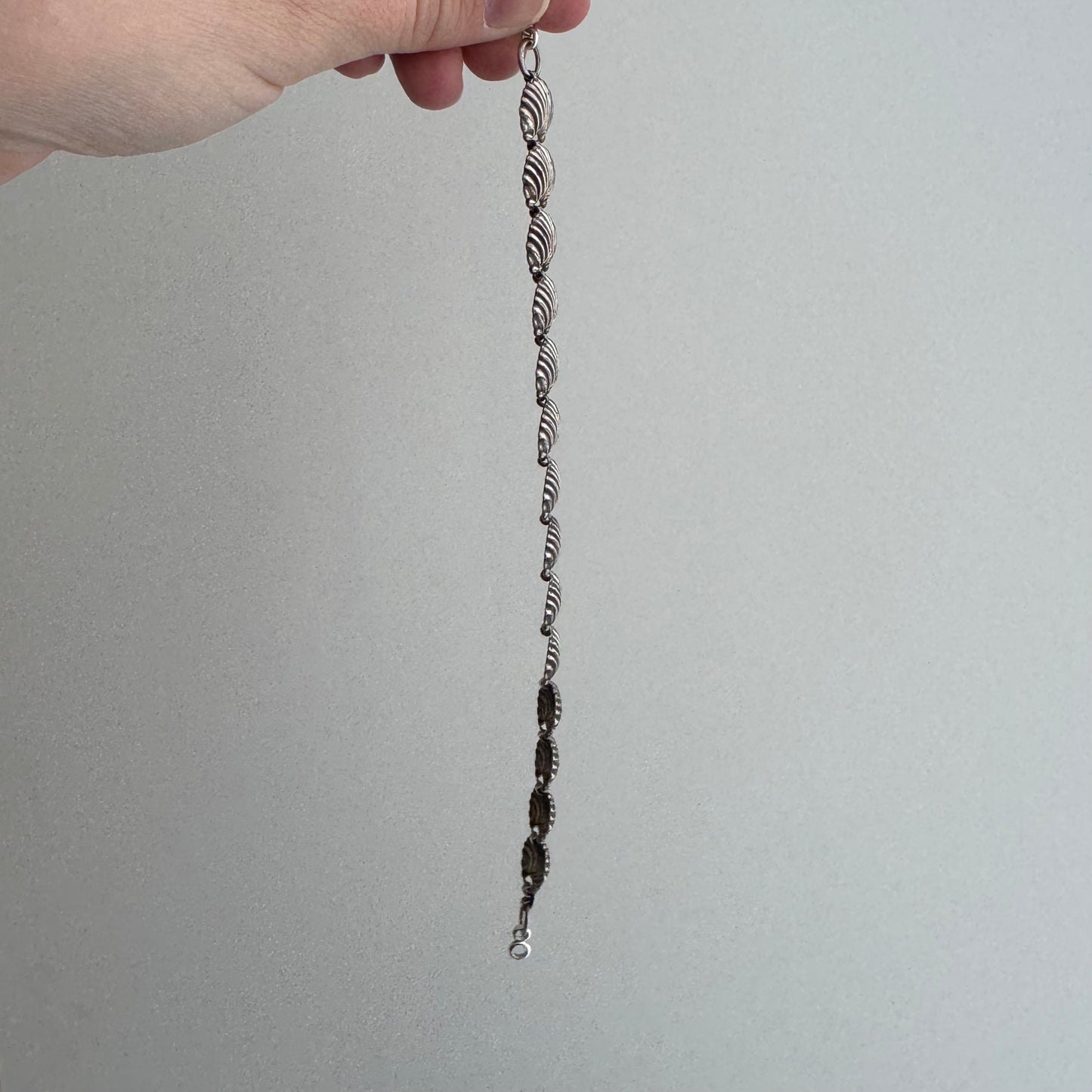 V I N T A G E // beach comber / sterling silver shell link bracelet by Beau / 7.5", 9.5g