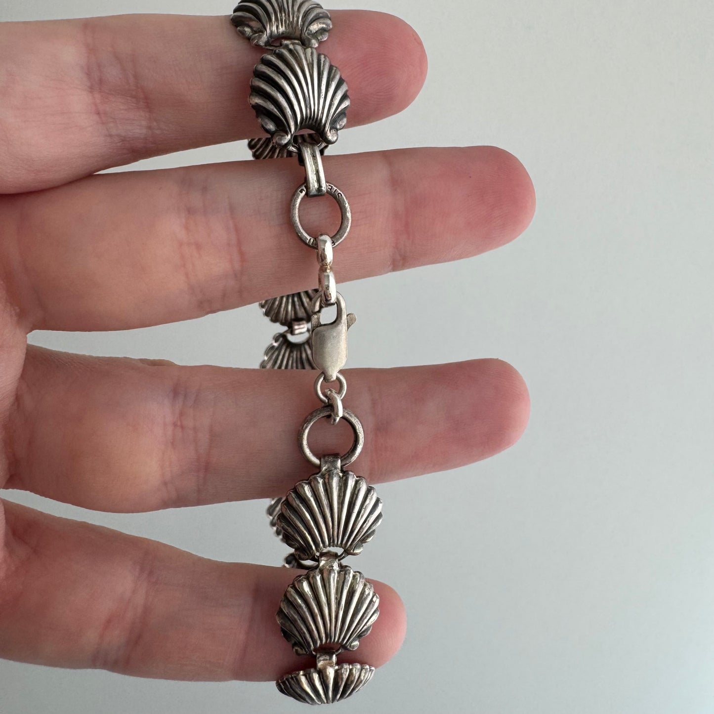 V I N T A G E // beach comber / sterling silver shell link bracelet by Beau / 7.5", 9.5g