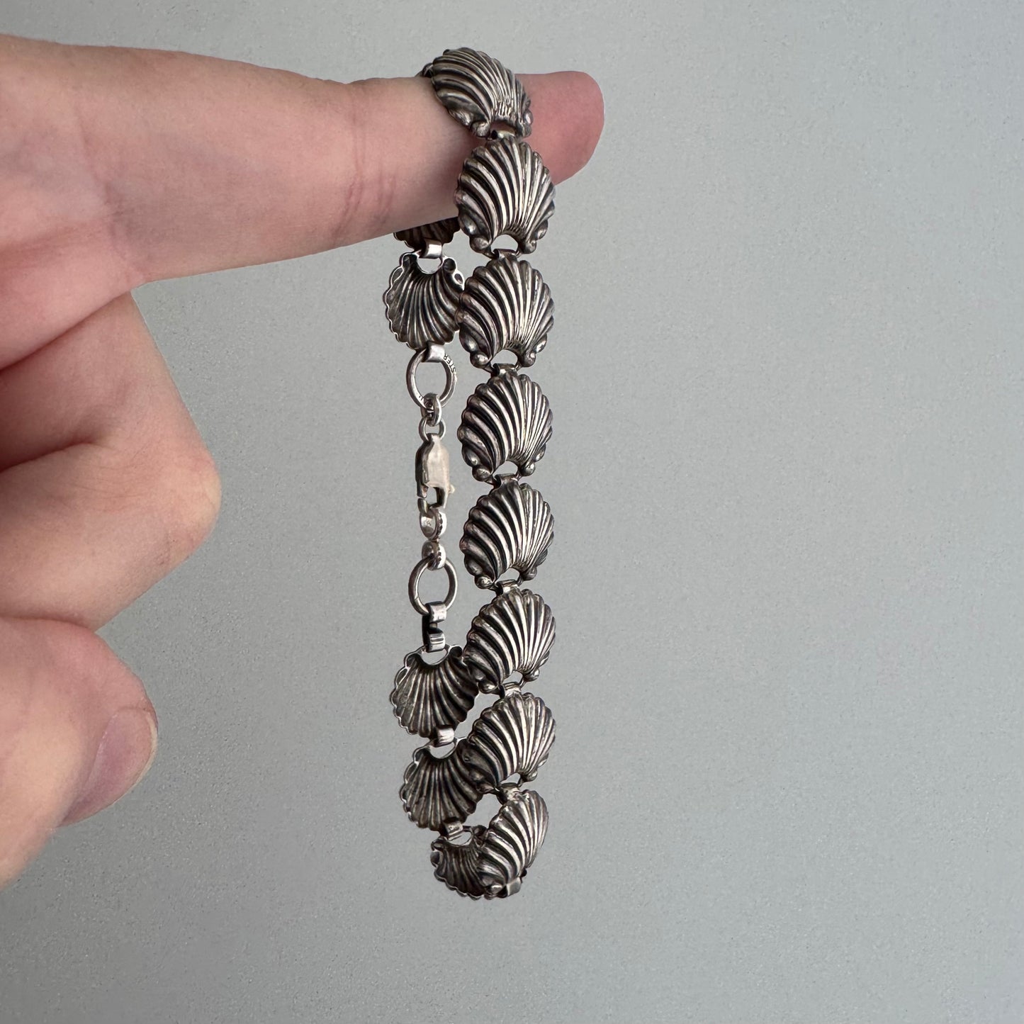 V I N T A G E // beach comber / sterling silver shell link bracelet by Beau / 7.5", 9.5g