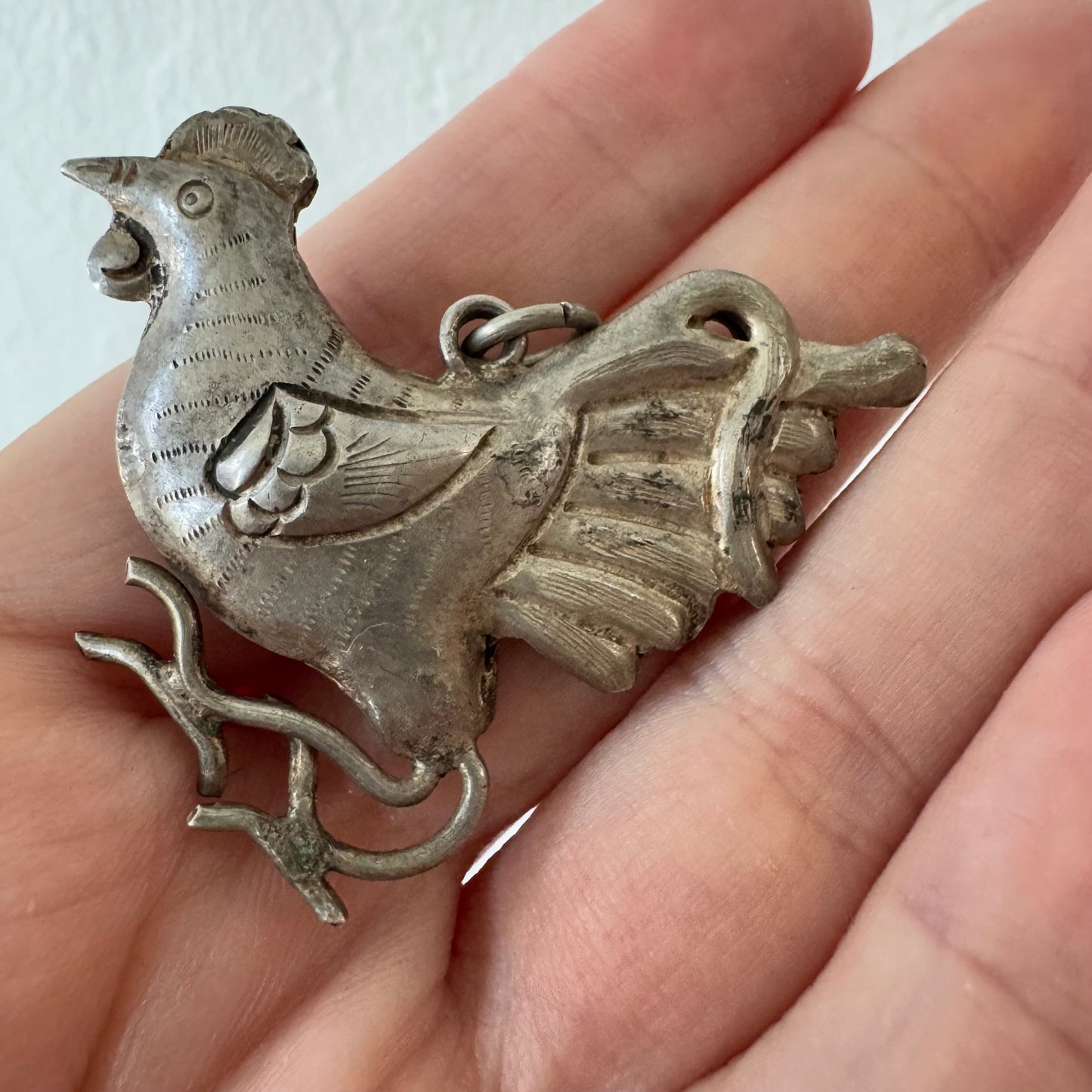 A N T I Q U E // chicken strut / Chinese silver chicken amulet / a pendant