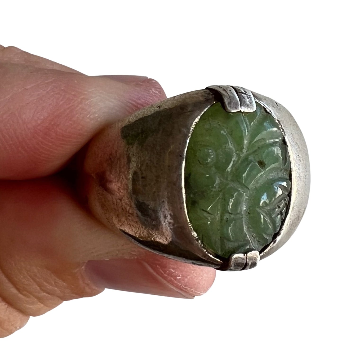 V I N T A G E // they were sweet and bold / sterling silver and carved jade signet ring / size 11.25