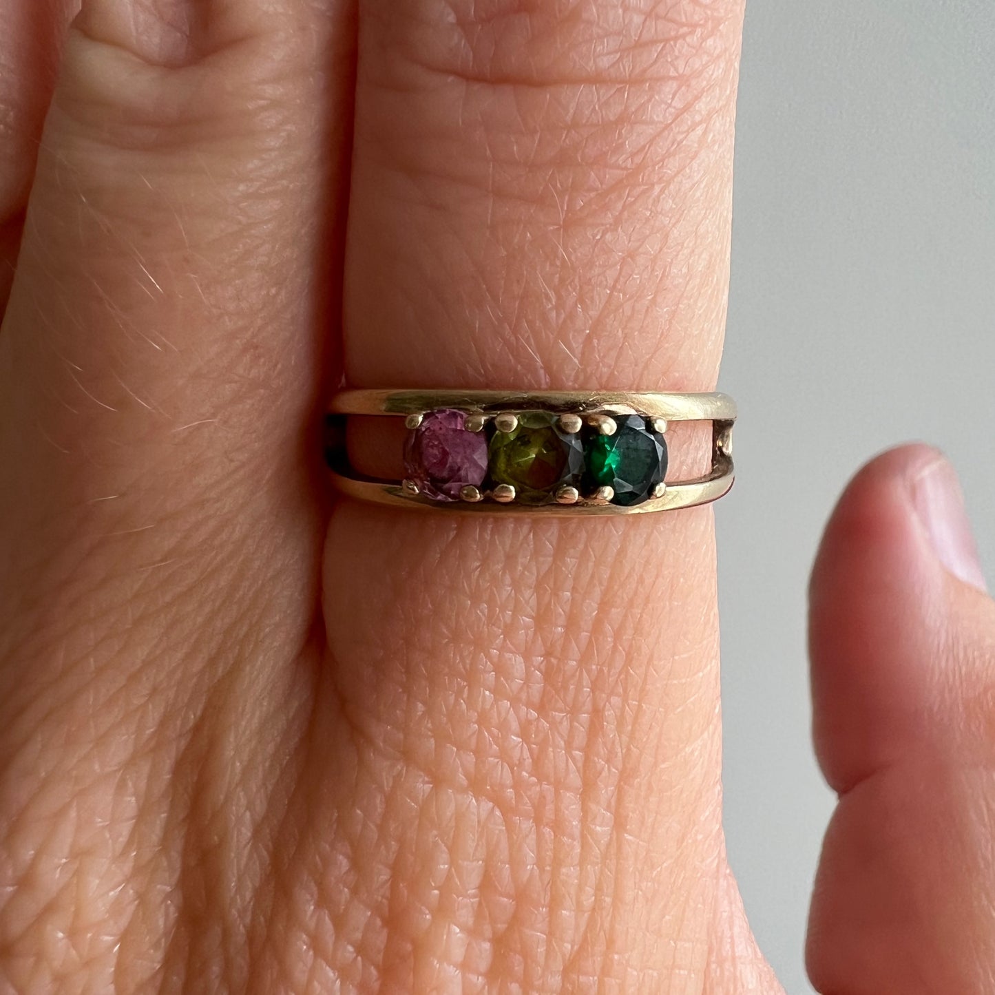 V I N T A G E // color play / 10k trilogy ring with tourmaline and topaz / size 6.5