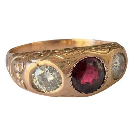 V I N T A G E // trilogy romance / 14k rosy gold with garnet and moissanite / size 8.25