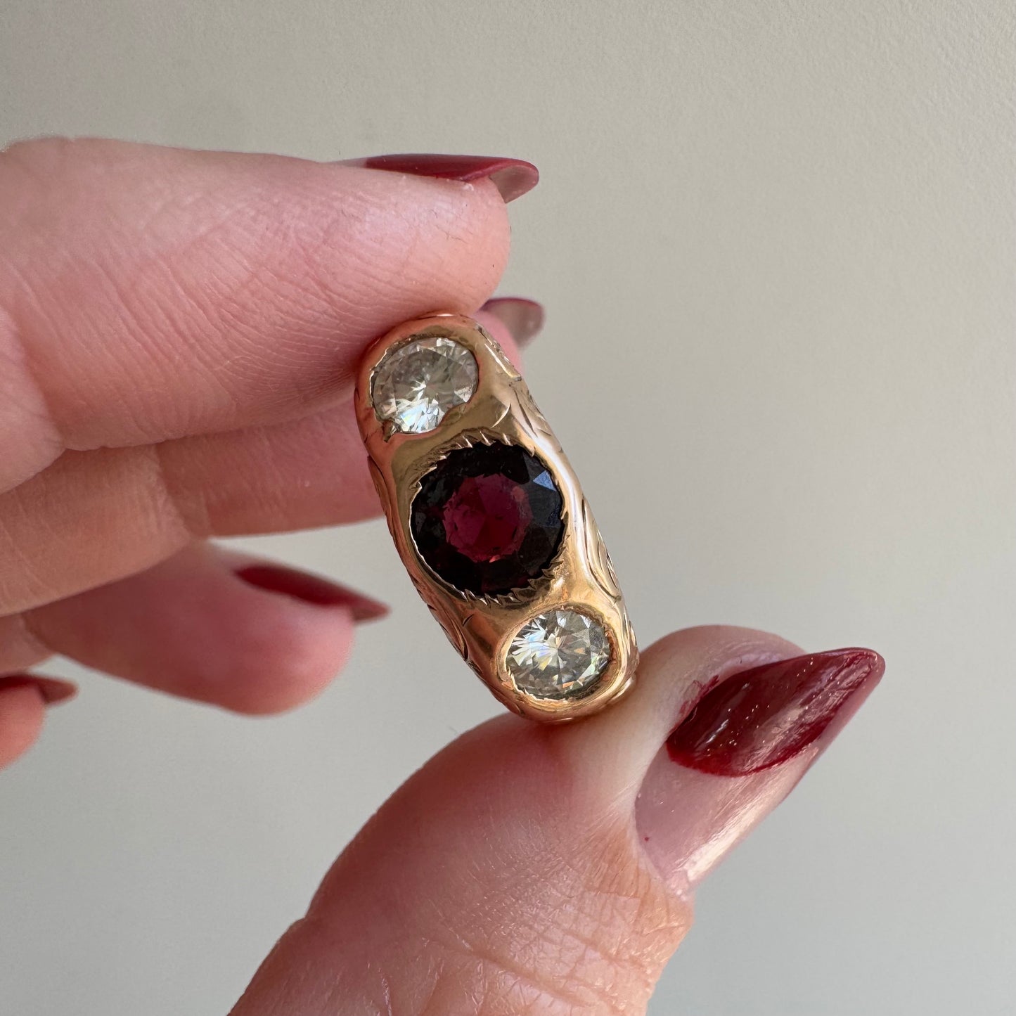 V I N T A G E // trilogy romance / 14k rosy gold with garnet and moissanite / size 8.25