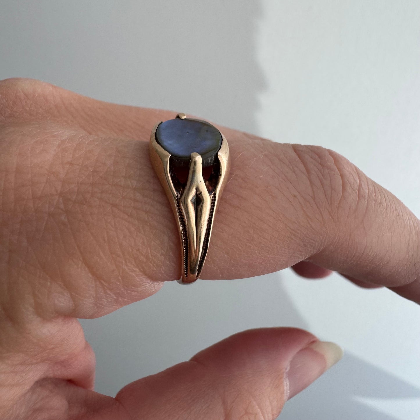 reimagined V I N T A G E // sea rainbow / 10k gold Ostby Barton abalone signet ring / size 7.25