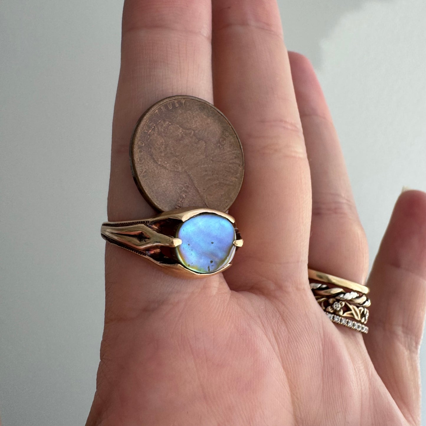 reimagined V I N T A G E // sea rainbow / 10k gold Ostby Barton abalone signet ring / size 7.25