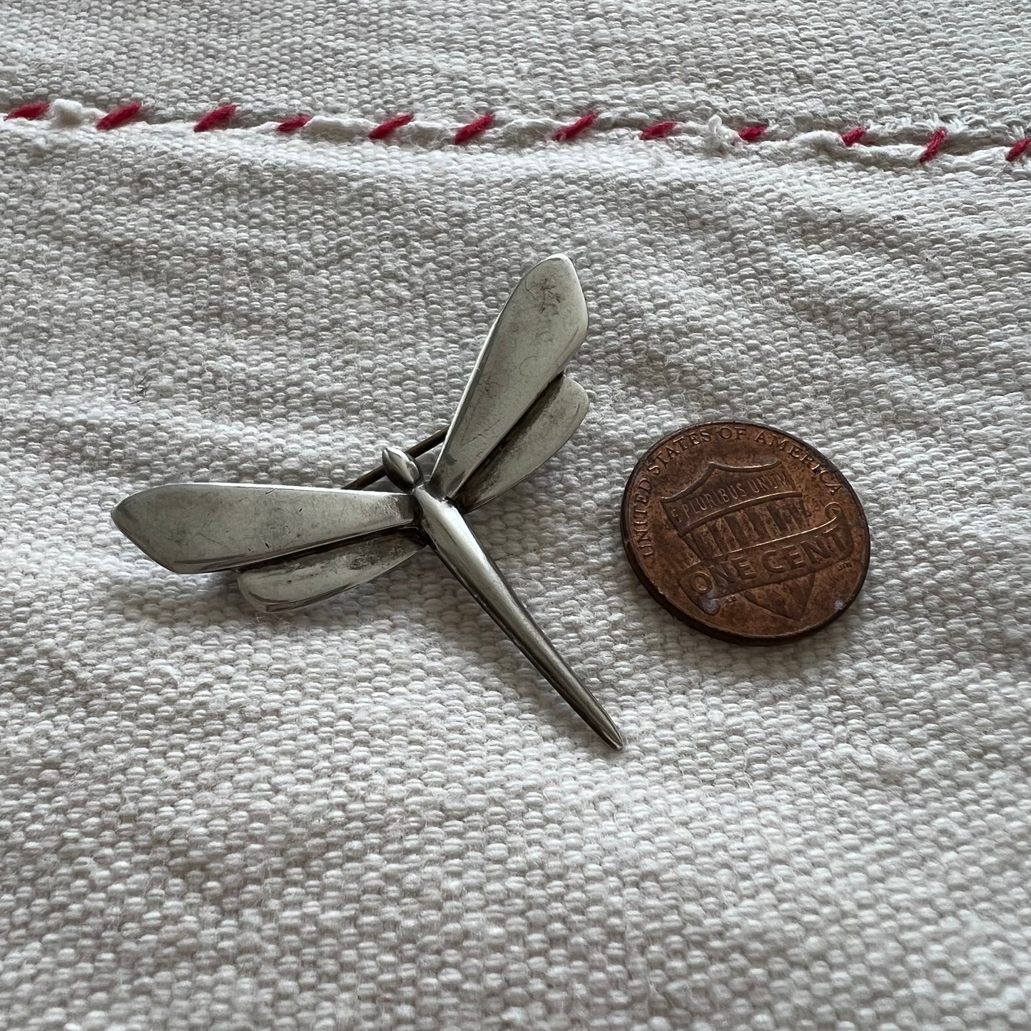 V I N T A G E // favorite fly / sterling silver dragonfly / artisan made pin