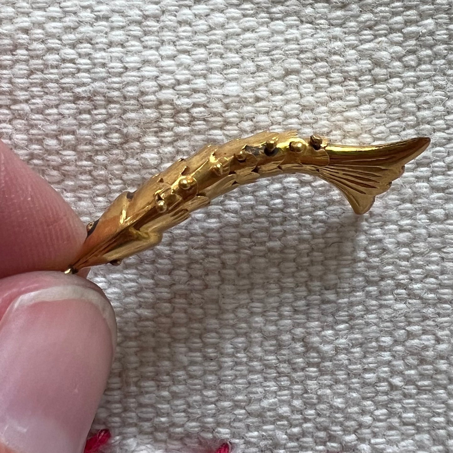 V I N T A G E // slippery fish / 14k yellow gold articulated fish / pendant or charm