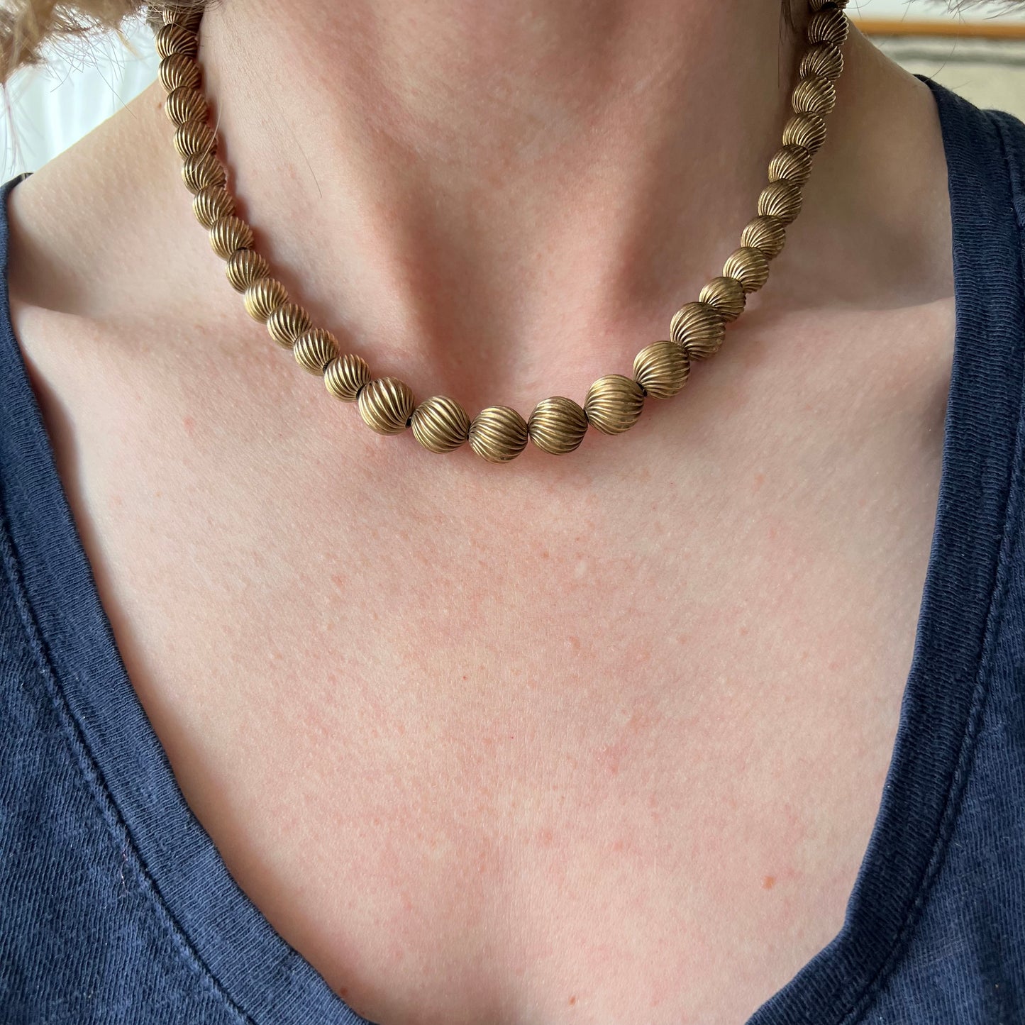 V I N T A G E // golden orbs / 12k gold filled graduated bead necklace / almost 16”