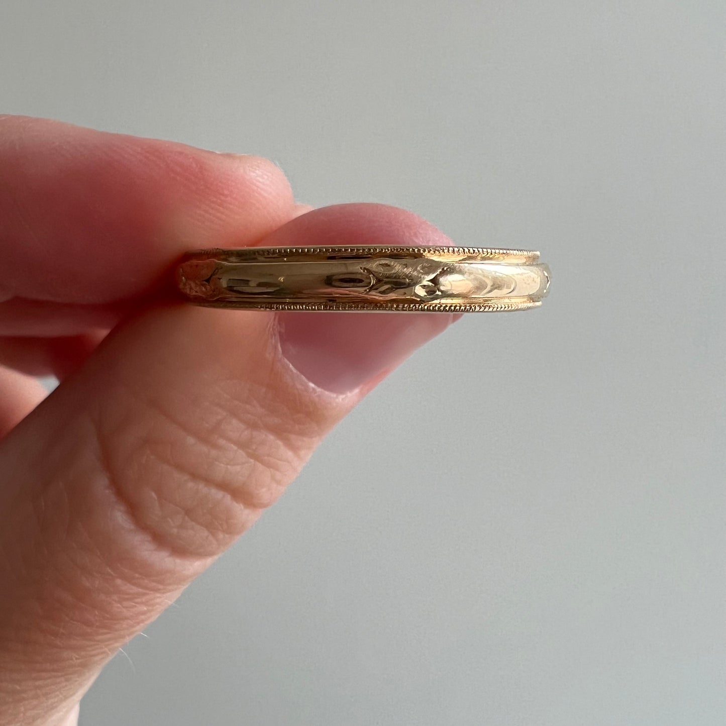 V I N T A G E // floral commitments / 14k art carved floral eternity band / size 12.25