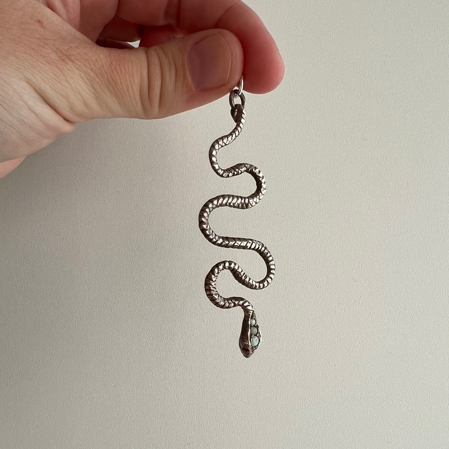 V I N T A G E // perfect serpent / sterling silver snake pendant with red stones and opal