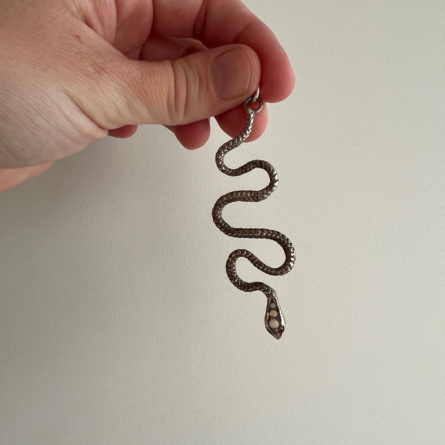 V I N T A G E // perfect serpent / sterling silver snake pendant with red stones and opal