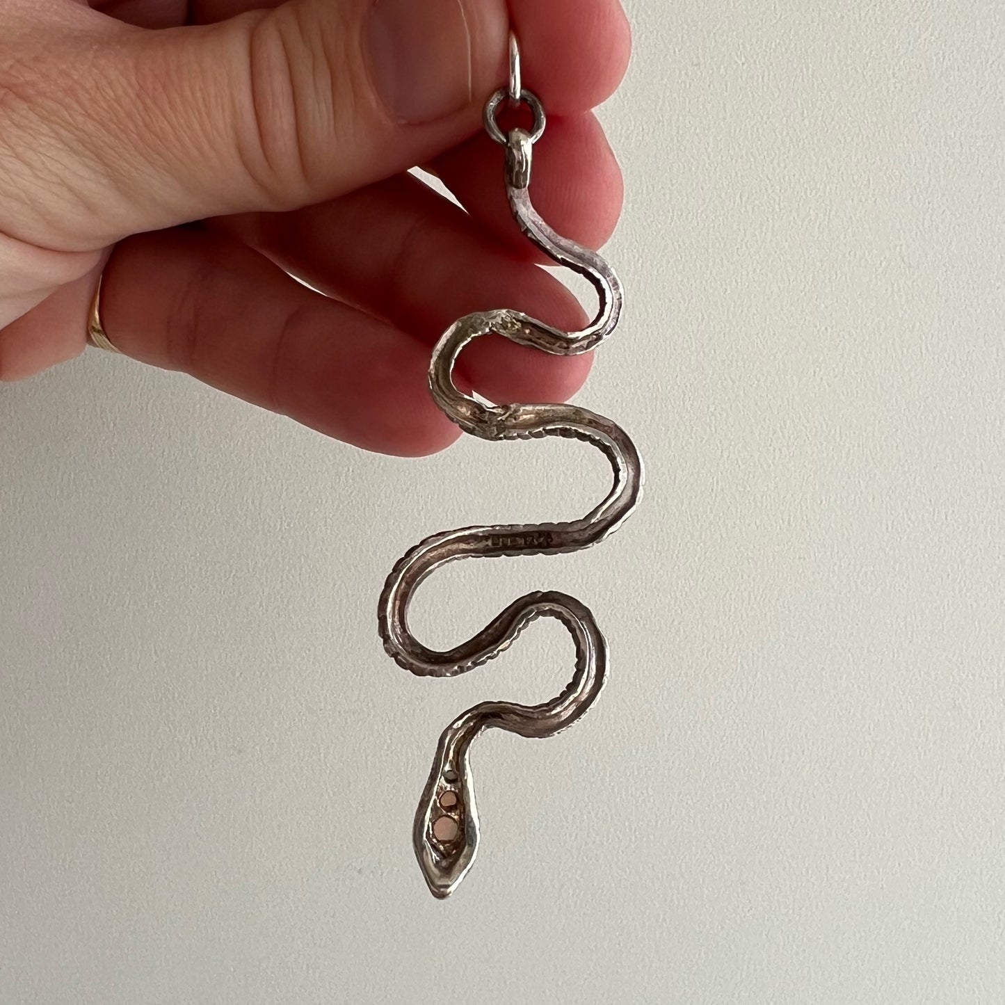 V I N T A G E // perfect serpent / sterling silver snake pendant with red stones and opal