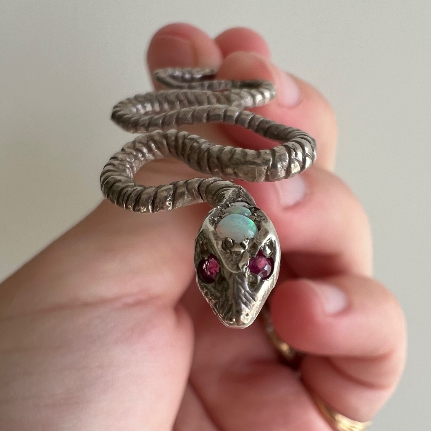 V I N T A G E // perfect serpent / sterling silver snake pendant with red stones and opal