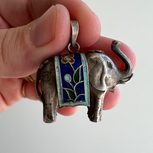 V I N T A G E // sweetest creature / sterling silver and enamel elephant pendant