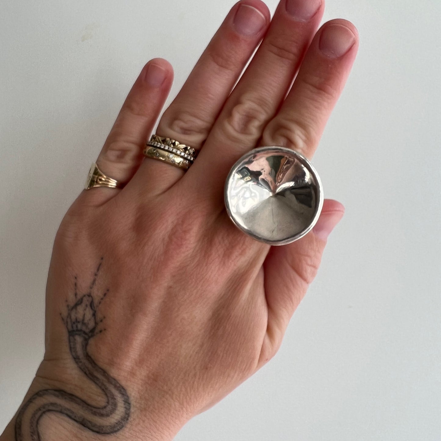 V I N T A G E // bold illusion / sterling silver puffy bowl ring / size 7-ish