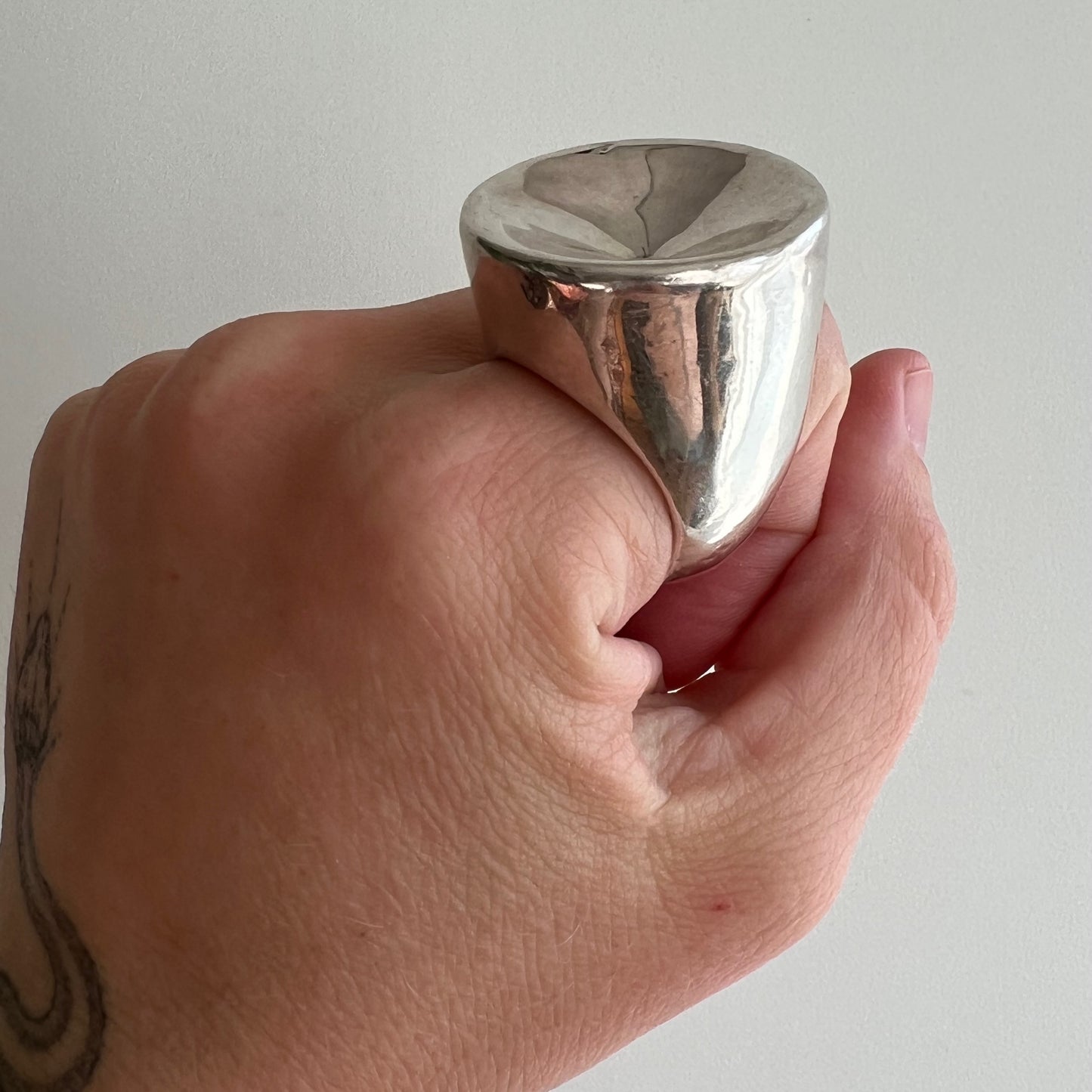 V I N T A G E // bold illusion / sterling silver puffy bowl ring / size 7-ish