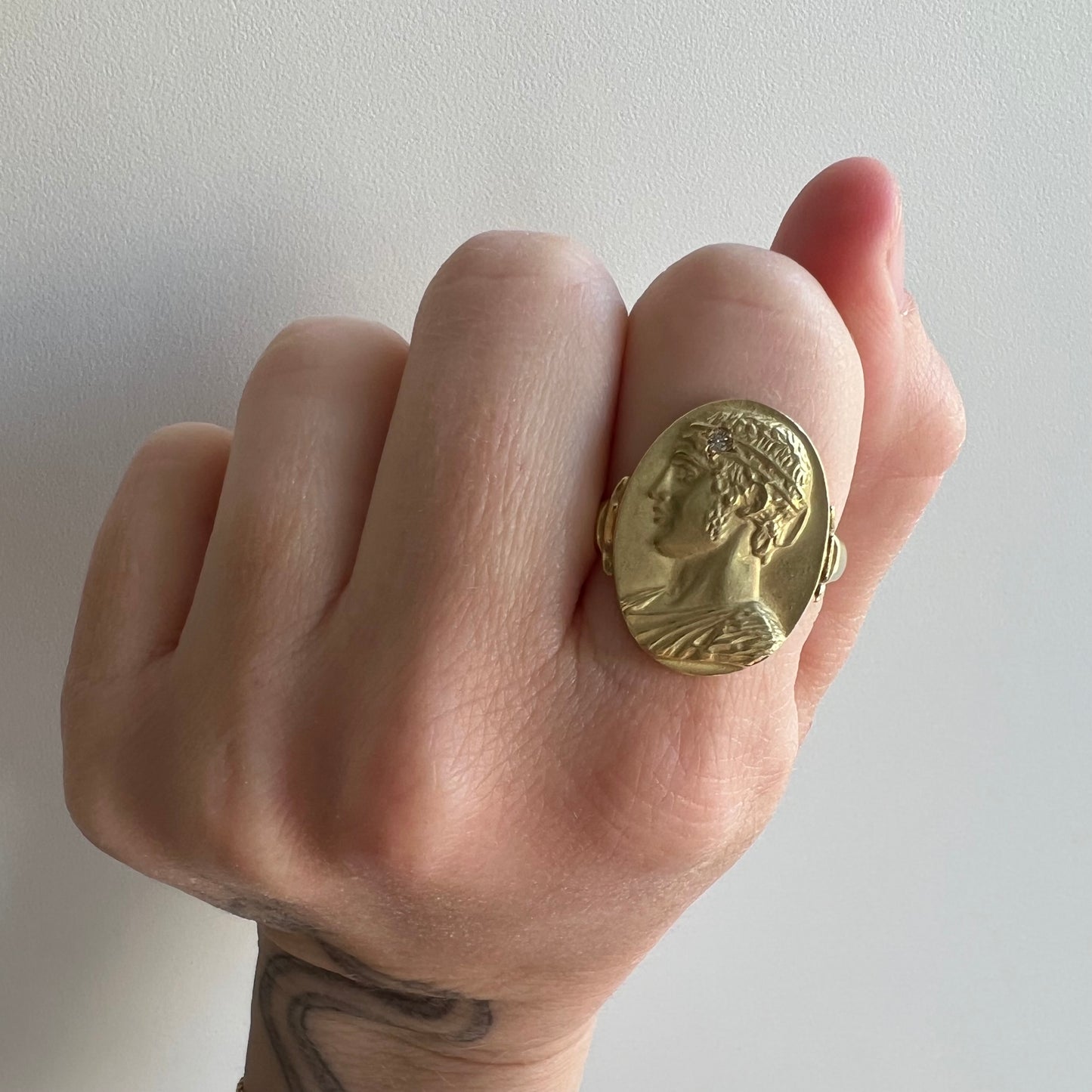 V I N T A G E // Charioteer of Delphi / 18k yellow gold and diamond portrait ring / size 8 to 8.5