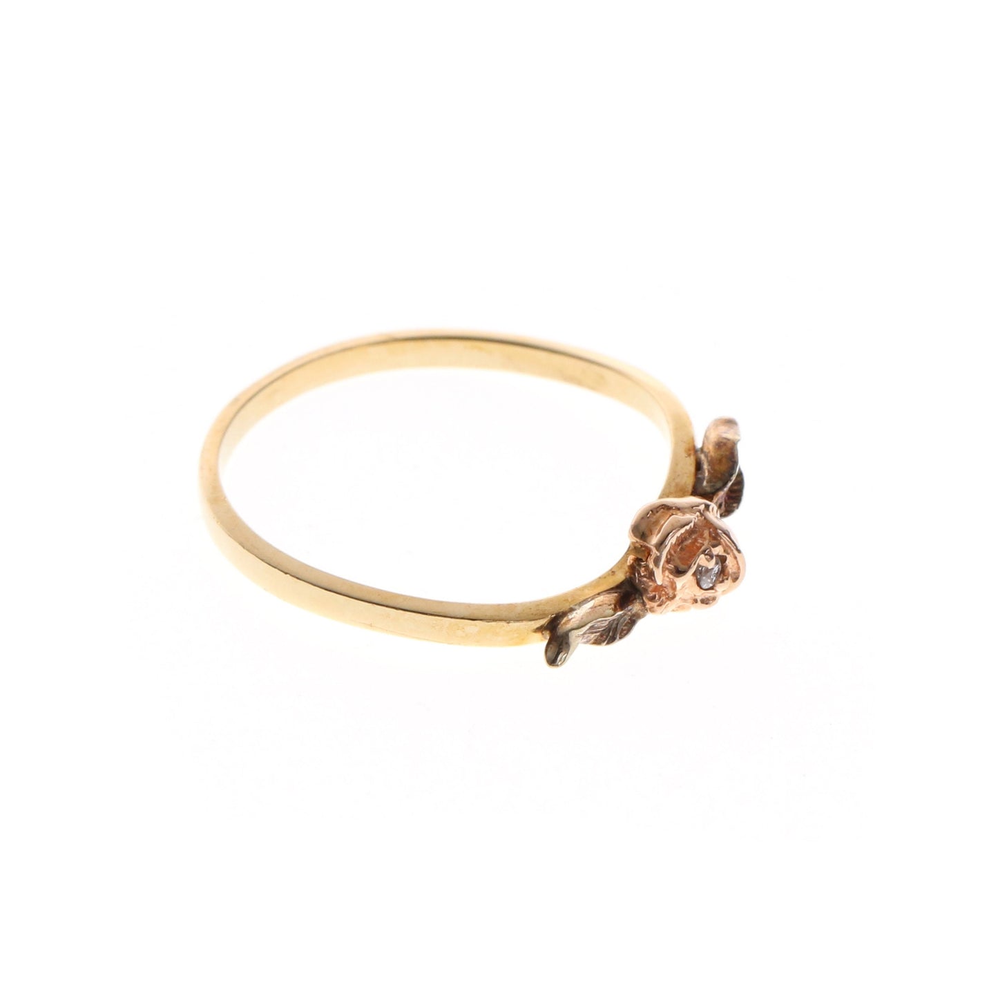 V I N T A G E // 10k rose / yellow gold with a diamond solitaire / flower design ring / size 6.5