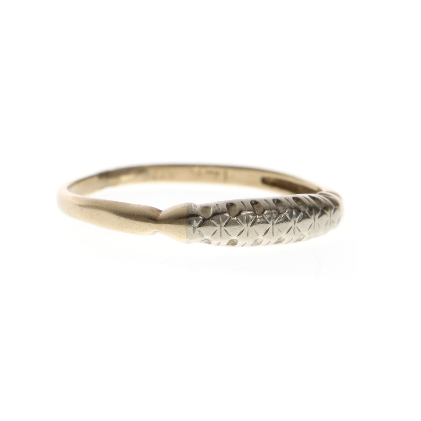 V I N T A G E // seeing stars / 14k yellow and white gold Xs / mid century wedding band / size 5