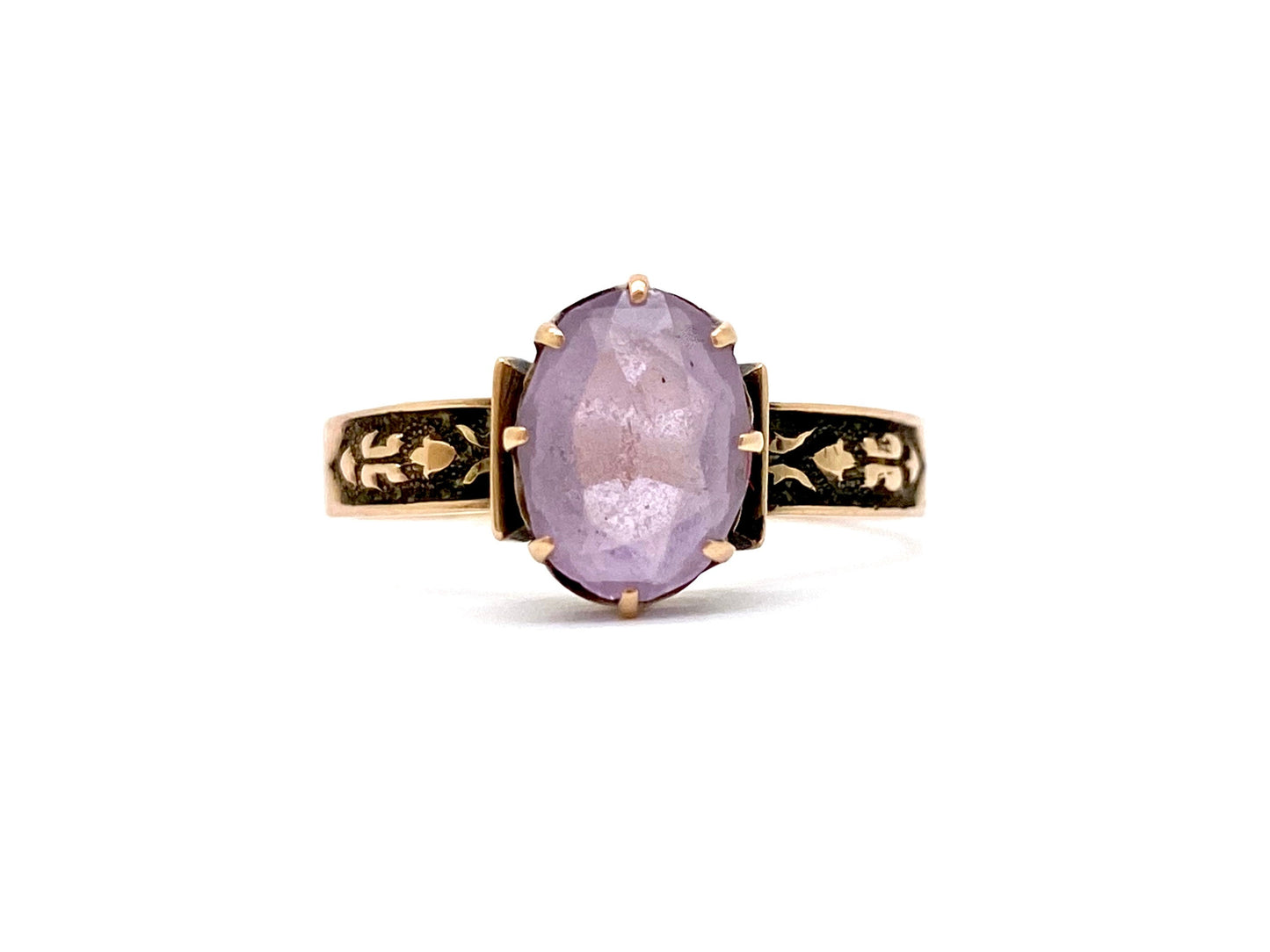 V I N T A G E // solitaire perfection / engraved 10k rose gold victorian signet ring with amethyst solitaire / size 6.75