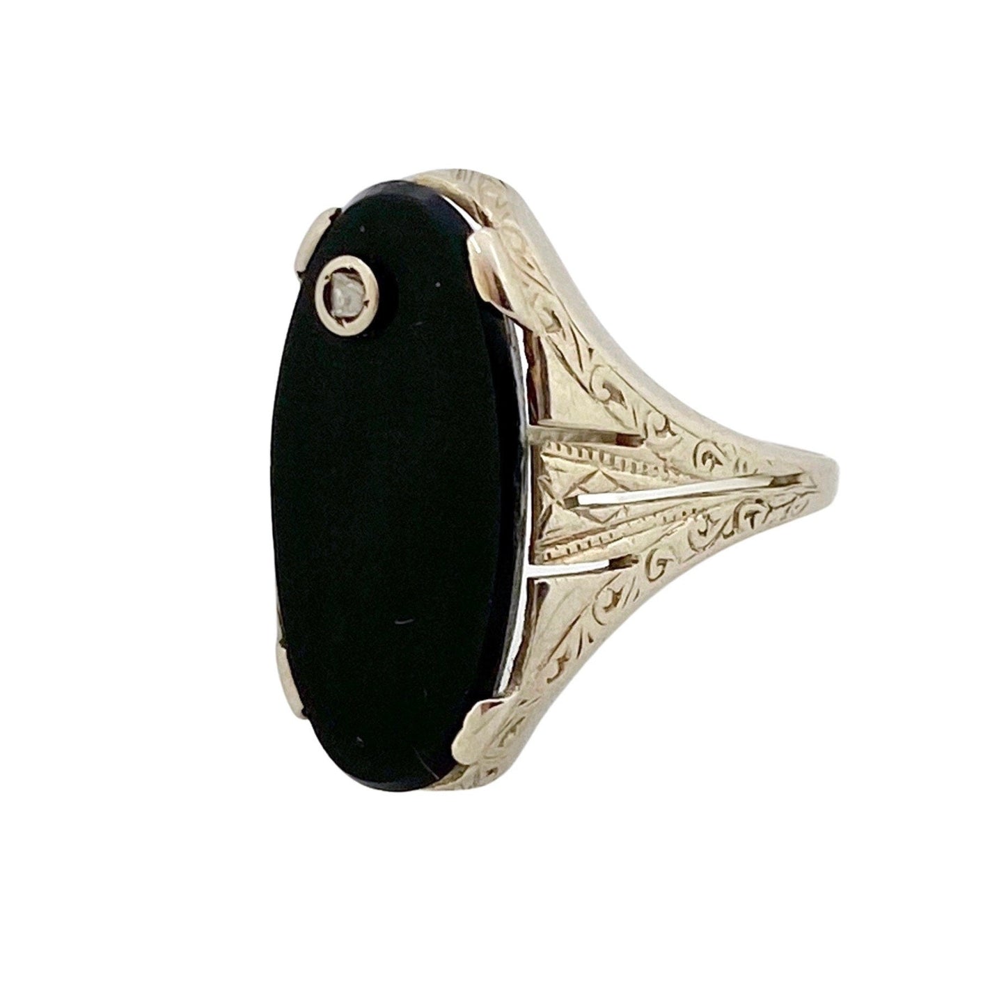 V I N T A G E // deco dinner / 14k white gold with onyx and a rose cut diamond / size 5.5