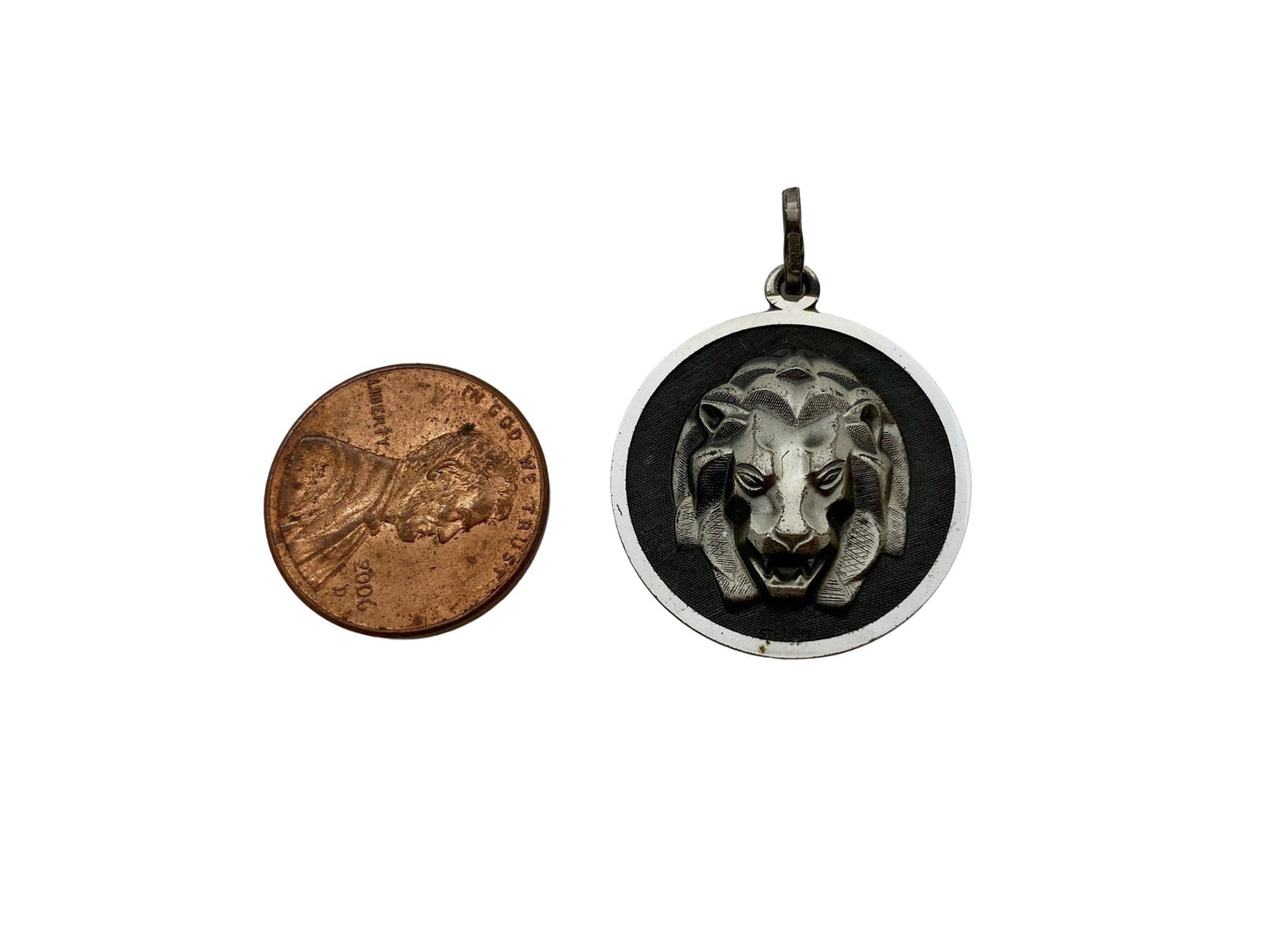 V I N T A G E // lion geometry / sterling silver Leo pendant or charm / zodiac astrology symbol