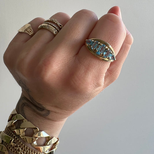 SALE / V I N T A G E // the only boat I care about / 10k and aquamarine 5 stone boat ring / size 7.5