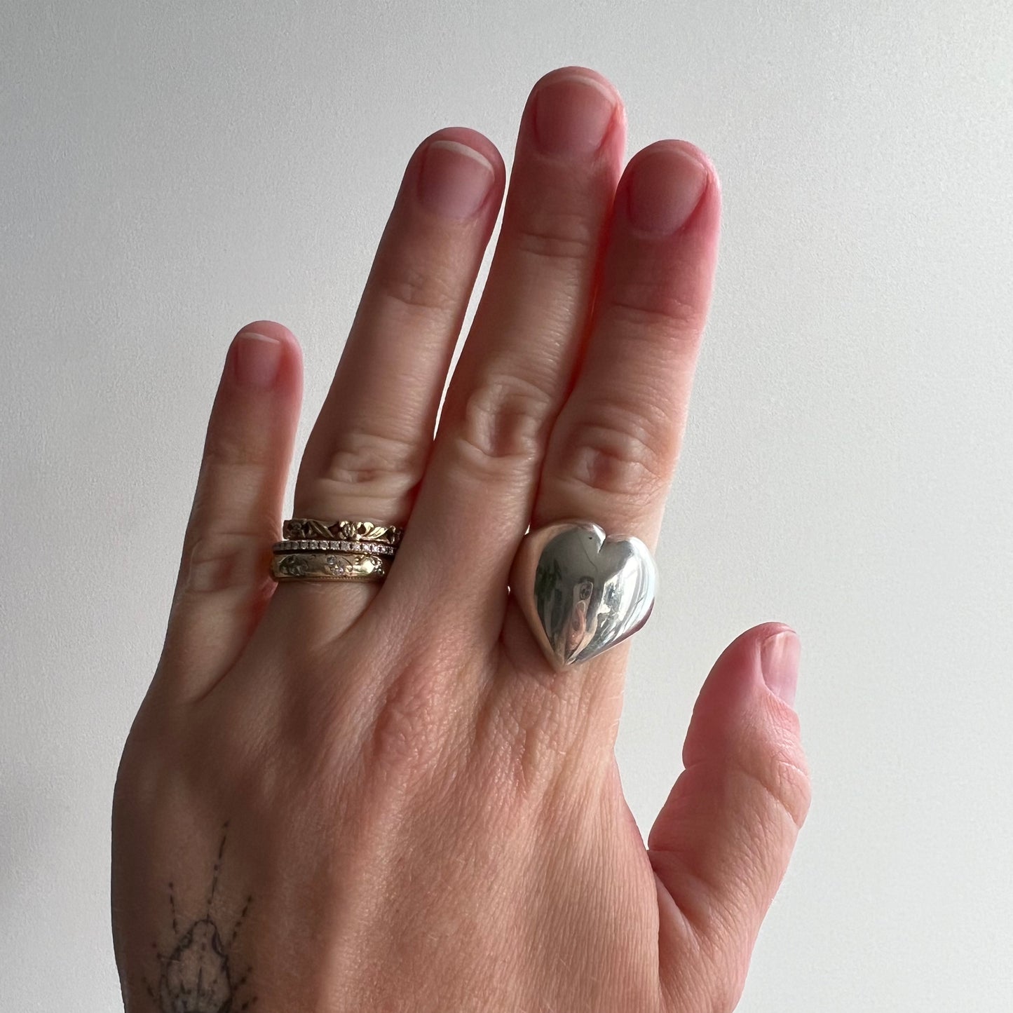 V I N T A G E // domed heart / sterling silver ring / size 6.5-7