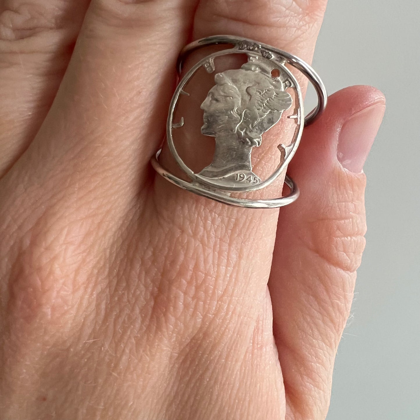 V I N T A G E // magnificent mercury / sterling silver and 800 silver mercury dime conversion ring / size 9.75