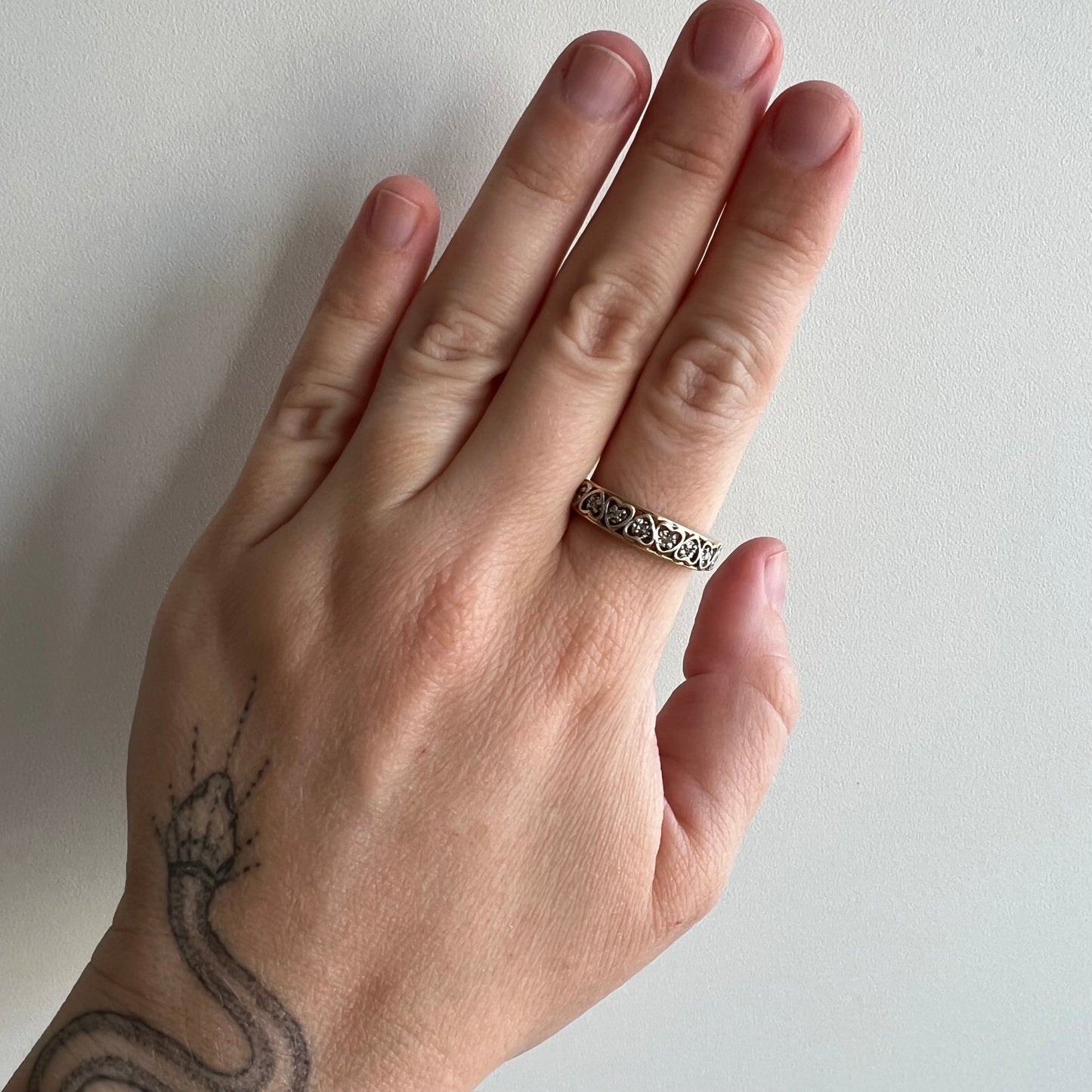 V I N T A G E // love any way / 10k yellow and white gold stacking band with tiny diamonds / size 7.75