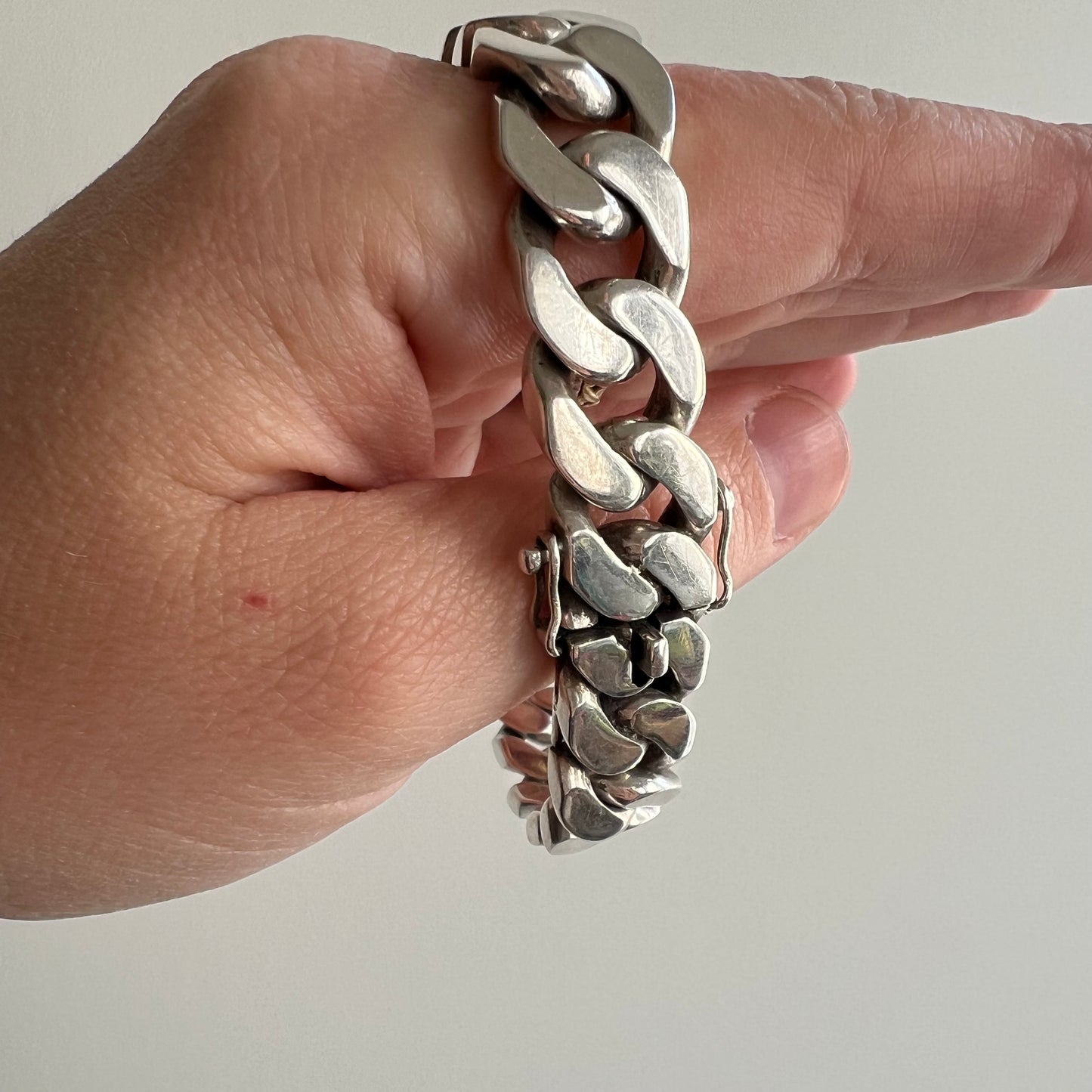 V I N T A G E // slinky chunk / sterling silver cuban chain bracelet / 8" long