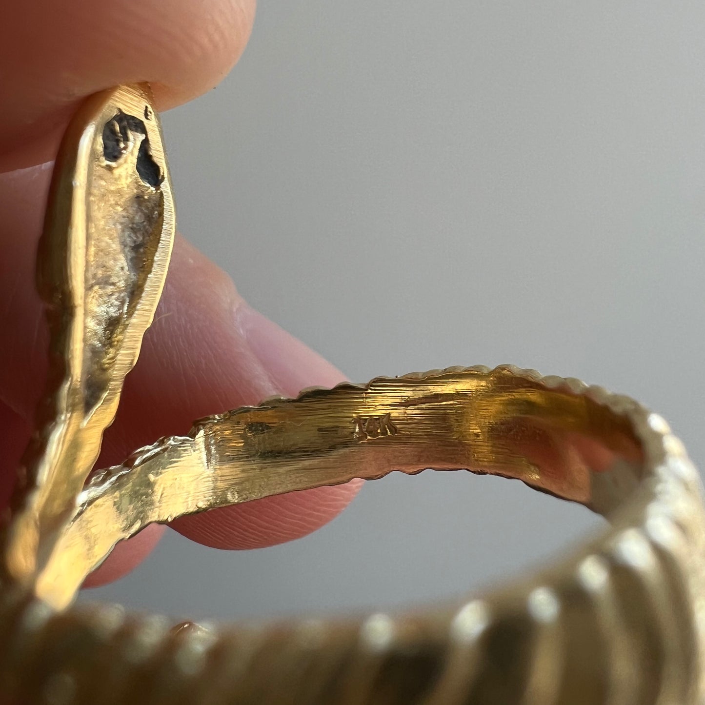 V I N T A G E // slithering serpent / 14k yellow gold snake ring / adjustable size 7