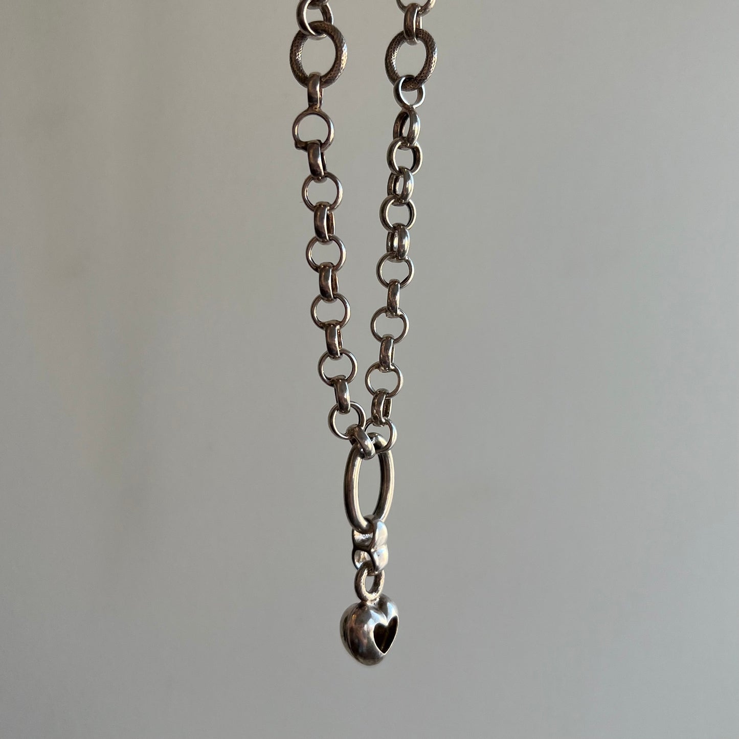 V I N T A G E // heart on a string / sterling silver rolo chain necklace / 18"